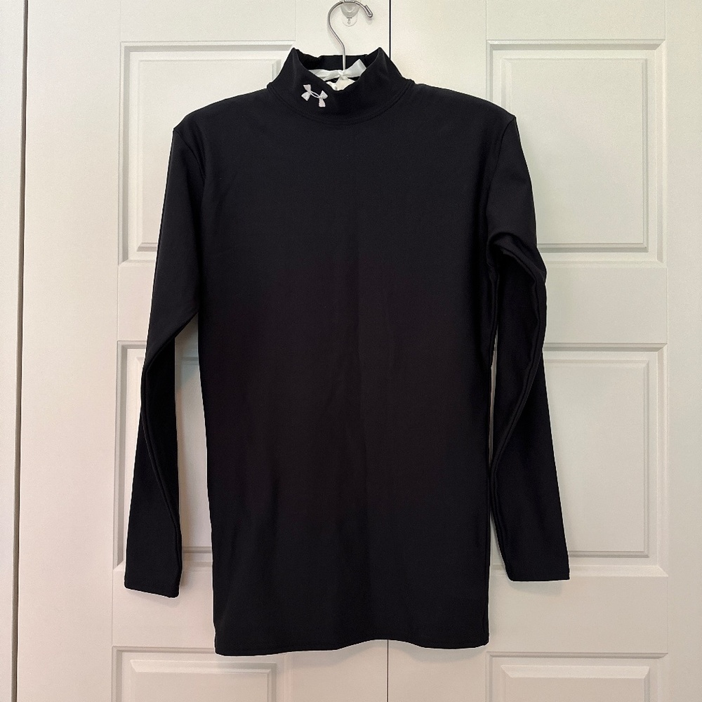 Stay warm! Under Armour Black Cold Gear Mockneck Activewear Top Size M
